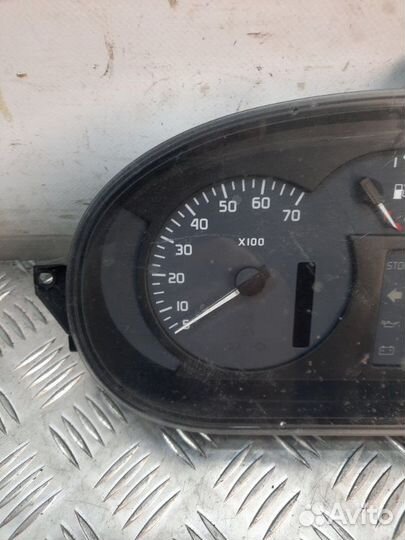 Щиток приборов (приборная панель) Renault Scenic