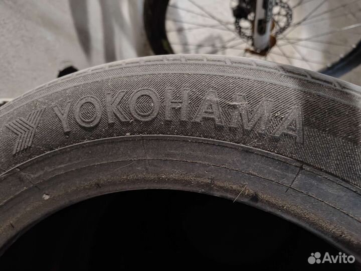 Yokohama BluEarth E70 215/55 R17