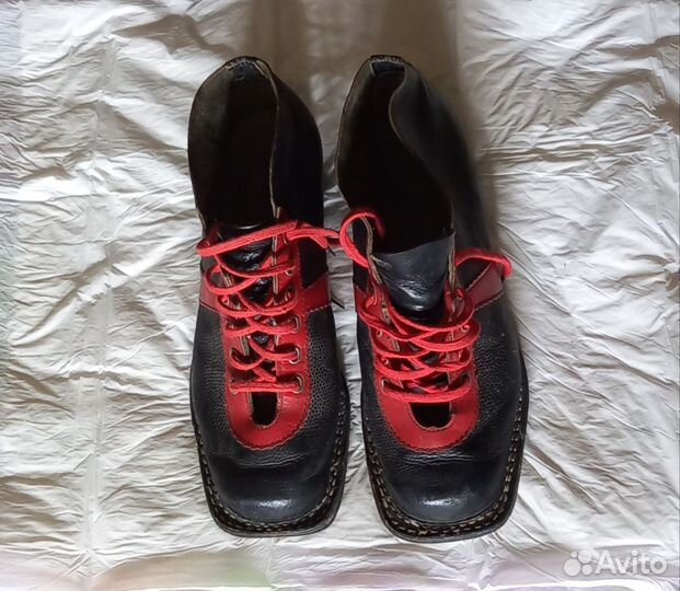 Лыжные ботинки СССР