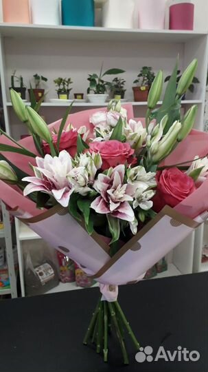 Доставка букетов и цветов
