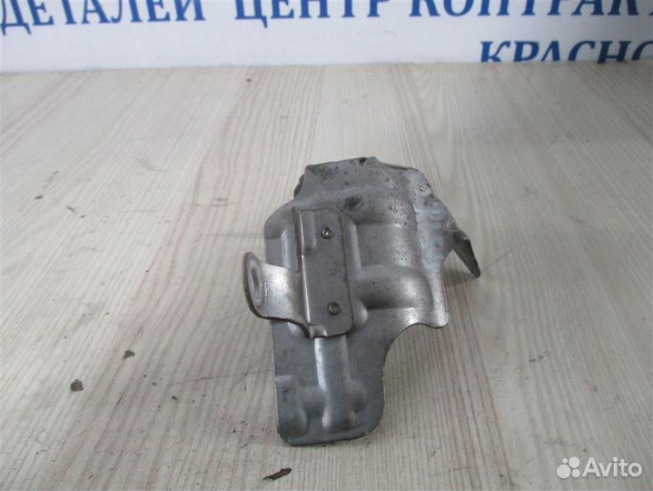 Экран тепловой Ford Focus 2 2008-2011