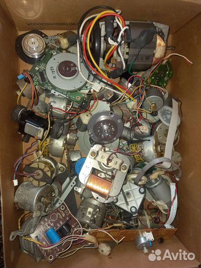 Элекродвигатели для радиоэлектроники