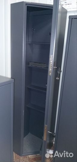 Сейф оружейный угловой