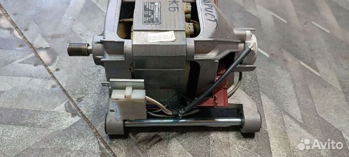 Двигататель стиральной машины ariston