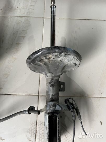 Амортизатор передний grandis