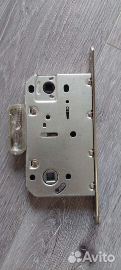 Замки для межкомнатных дверей