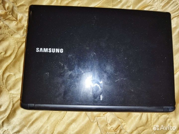 Нетбук Samsung N150 plus