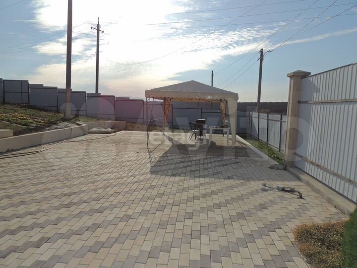 Дом 222 м² на участке 11,2 сот.