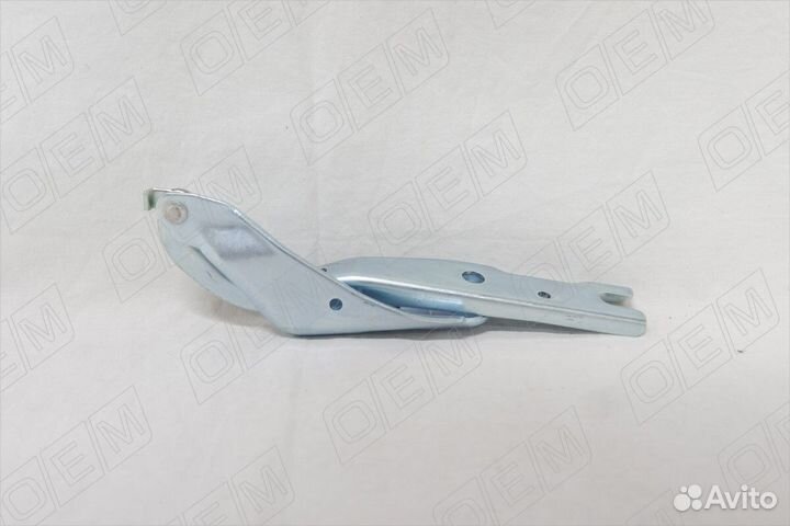 Петля капота правая Skoda Rapid (2012-2020)