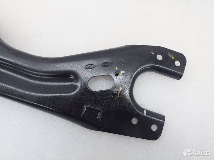 Рычаг продольный задний правый Hyundai I30 GD G4FG