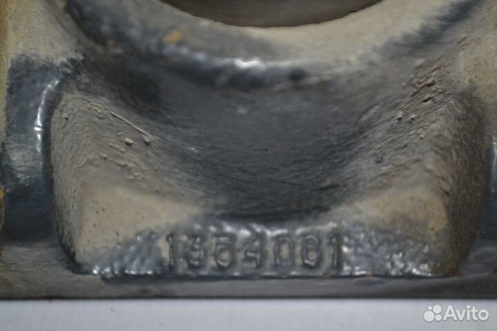 Кронштейн амортизатора переднего моста, нижний лев