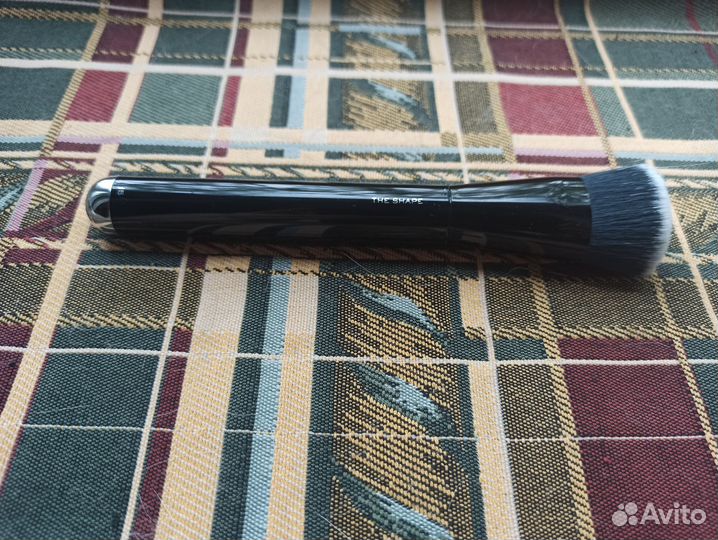 Marc Jacobs The Shape Кисть 15