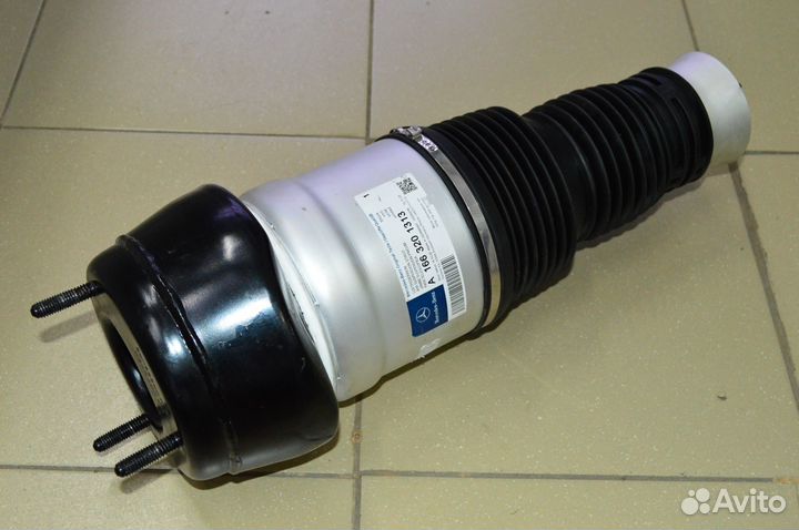 Пневмобаллон передний левый Mercedes W166 X166