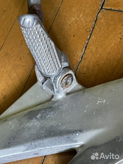 Кронштейн подножек kawasaki er6n 2006 лев 35063