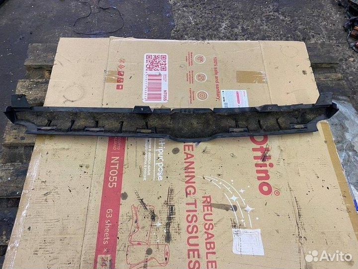 Накладка замка багажника Citroen Xantia 1.9 TD