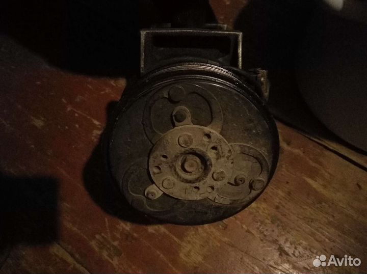 Компрессор кондиционера volvo s 80