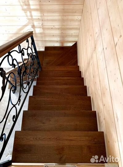 Перила деревянные для лестниц