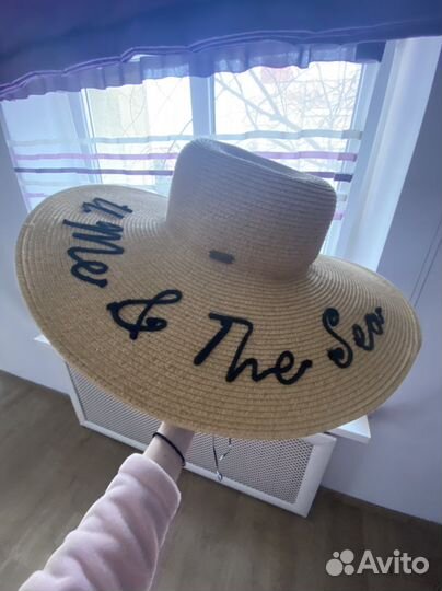 Шляпа пляжная