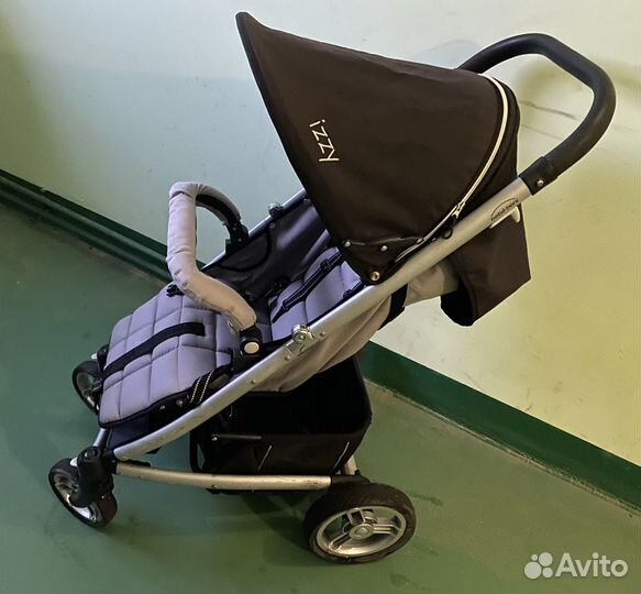 Коляска izzy
