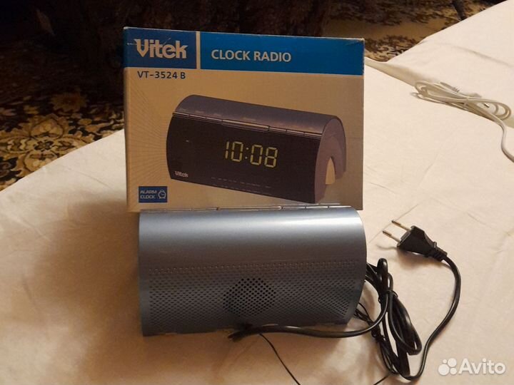 Радиочасы Vitek