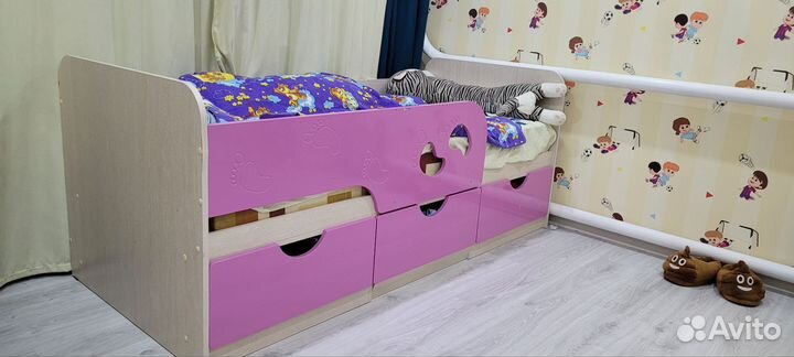 Продам кровать с матрасом