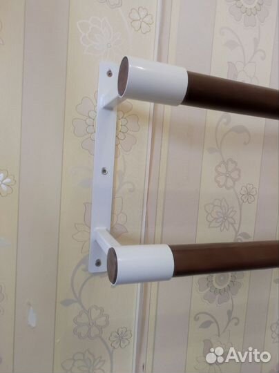 Станок балетный настенный