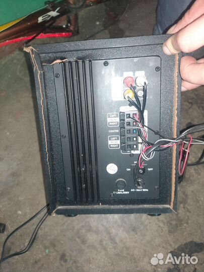 Колонка сабвуфер