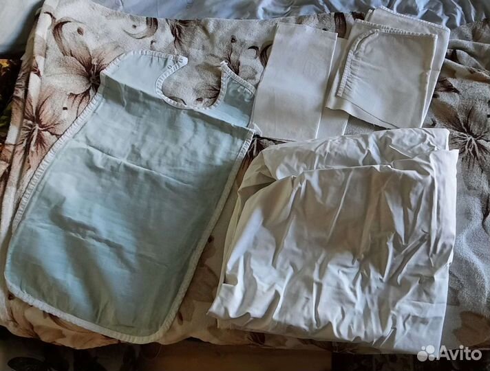 Непромокаемая простынь, клеёнка