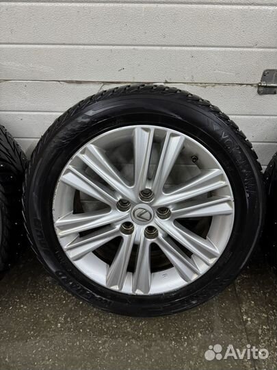Комплект зимних колес r17 Lexus