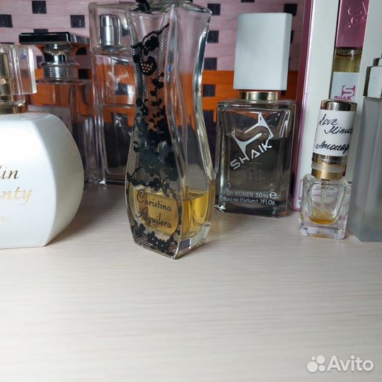 Одним лотом женские духи