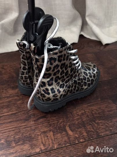 Новые Ботинки /Резиновые Сапоги