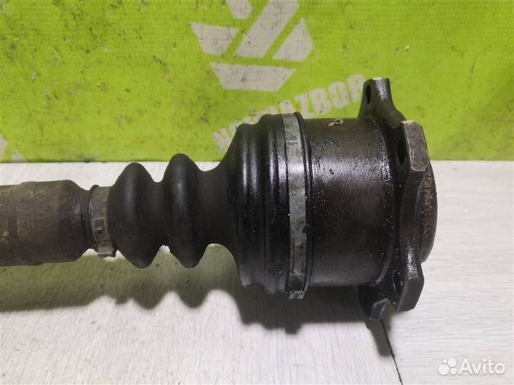 Полуось передняя левая Фольксваген Пассат Б5