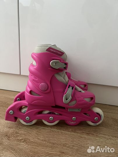 Роликовые коньки