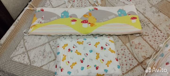 Комплект с бортиками в детскую кроватку