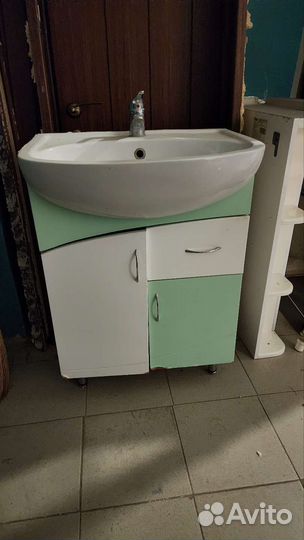 Тумба для ванной,раковина, шкаф зеркало