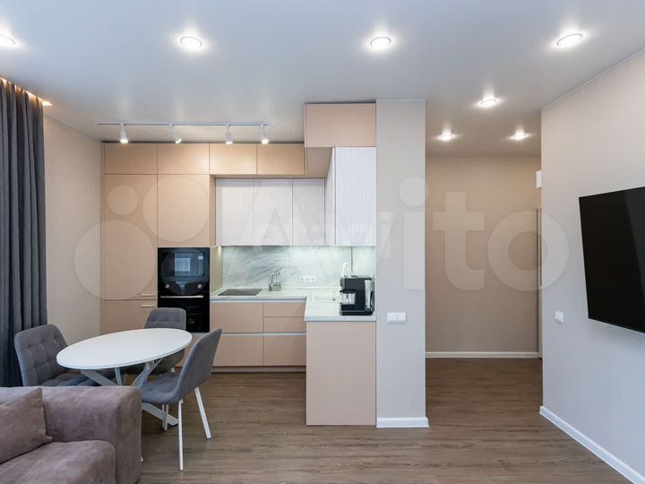 2-к. квартира, 51 м², 9/17 эт.