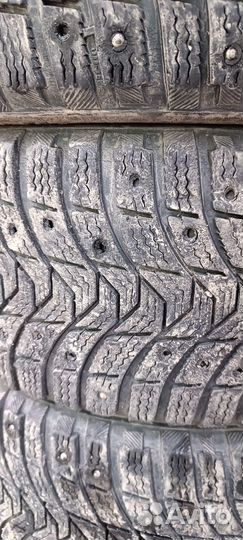 Michelin X-Ice North 3 215/50 R17