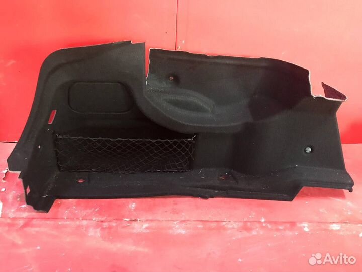 Обшивка багажника левая Mercedes-Benz W212