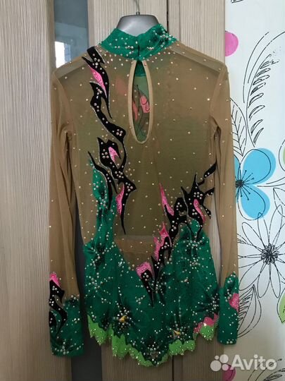 Купальник для художественной гимнастики