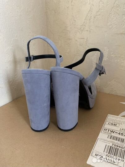 Босоножки zara новые