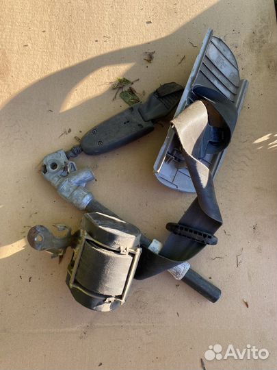 Ремень безопасности водительский megane 2