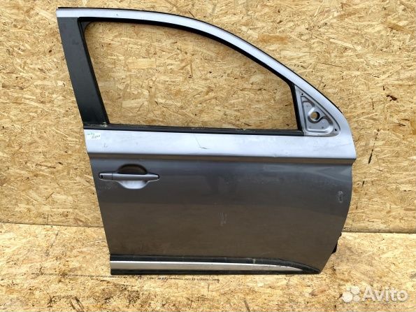 Mitsubishi Outlander 3 передняя правая дверь
