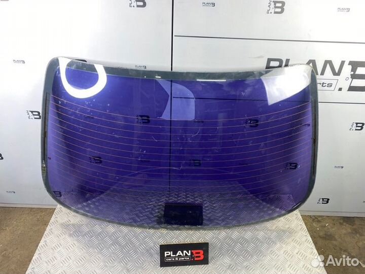 Стекло заднее Toyota Carina E 1992