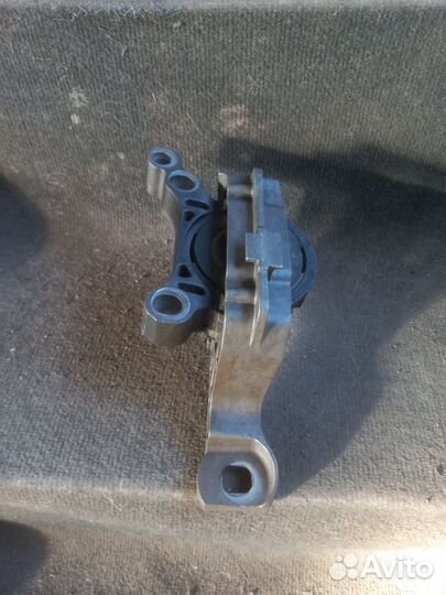 Подушка двигателя ford kuga2