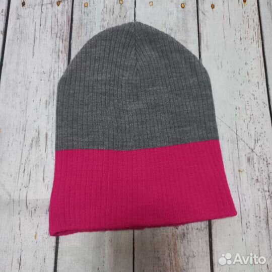 Шапки для подростка Твое и Hola