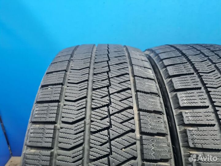 Bridgestone Blizzak Ice 255/40 R19 и 225/45 R19 96T