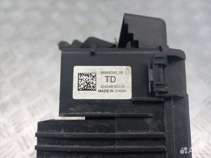 Блок предохранителей Chevrolet Orlando 1 1.8 F18D4