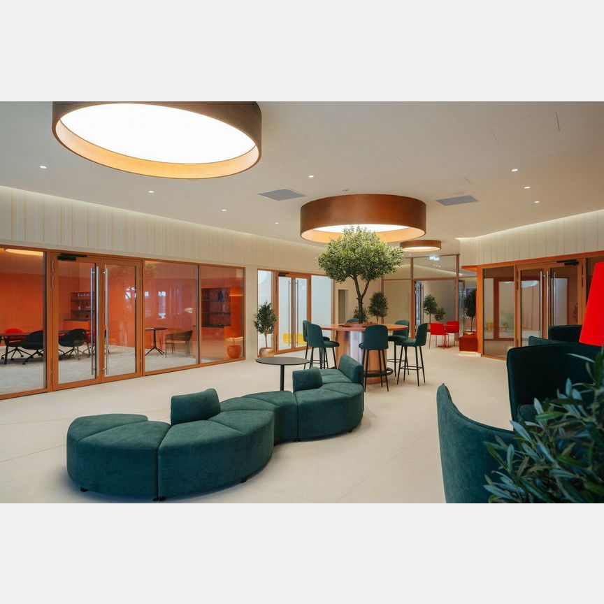 1-к. квартира, 42 м², 31/50 эт.