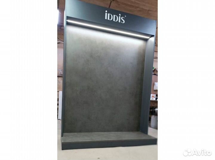 Стенд демонстрационный, бренд-зона