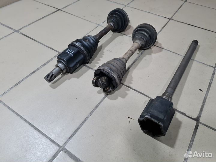 Привод BMW X5 E53 2002г